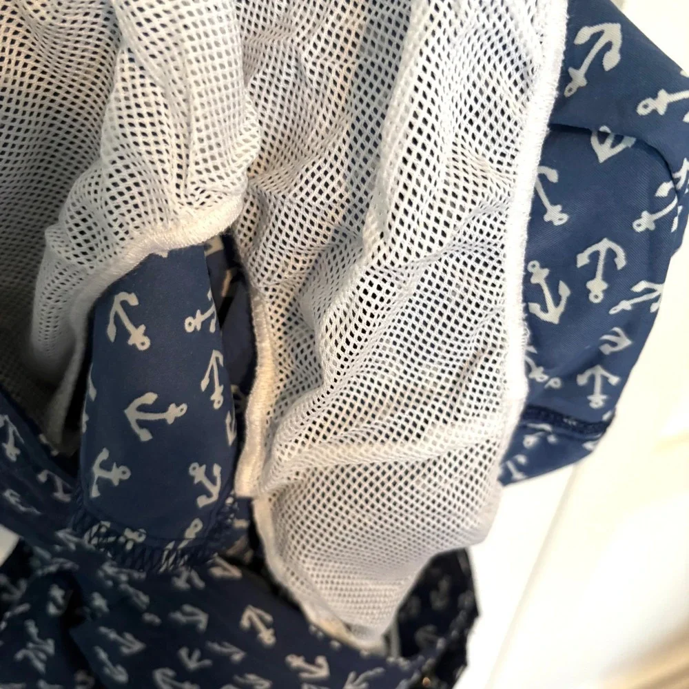 J. Crew make splash